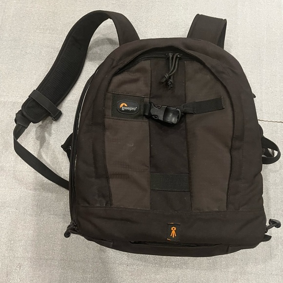 Lowepro Pro Runner 200 AW Camera Backpack Bag - Picture 1 of 11